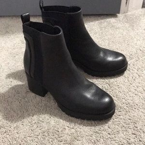 MIA black boots